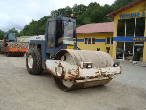 bomag_feher.jpg